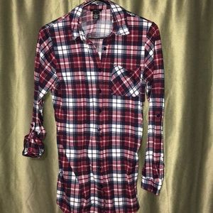 ⭐️ clearance ⭐️ Long button up flannel Rue21